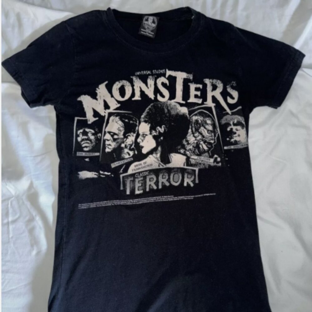 ROCK REBEL universal studios classic terror Women’s Tahiti Juniors MEDIUM